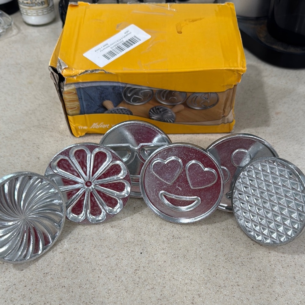 Silver and Red Cookie Press Discs‎ 3”